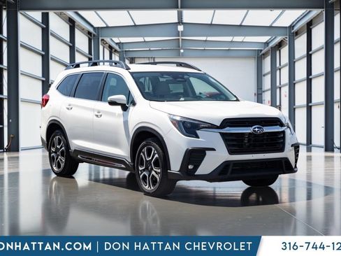 Used 2023 Subaru Ascent Limited AWD/4WD image 25