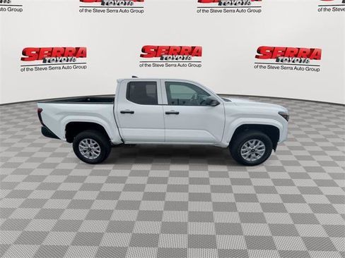 Certified 2025 Toyota Tacoma SR image 10