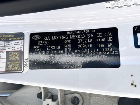 Used 2020 Kia Forte LXS image 18