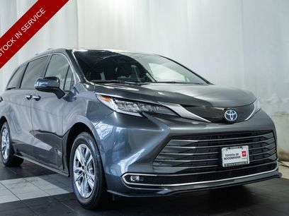 Used 2025 Toyota Sienna Limited