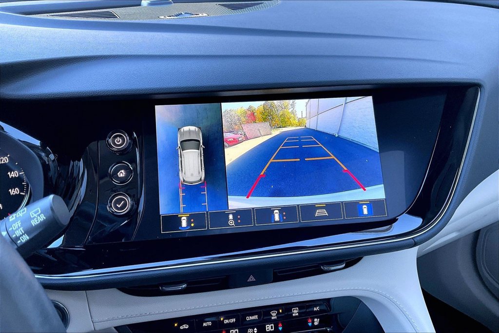 Used 2023 Buick Envision Avenir AWD/4WD image 15