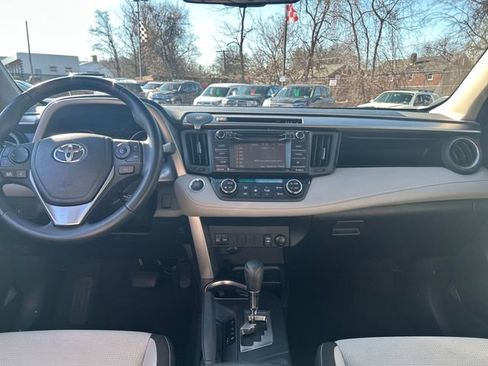 Used 2018 Toyota RAV4 XLE image 13