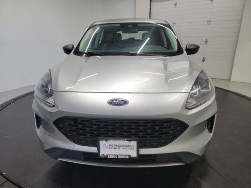 Used 2022 Ford Escape S AWD/4WD image 2