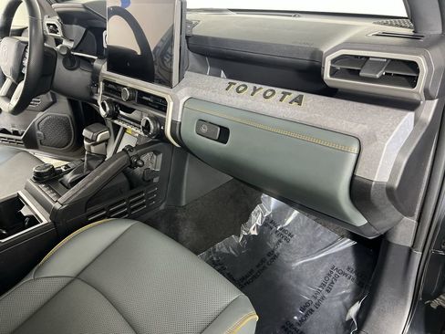 Used 2024 Toyota Tacoma 4x4 Double Cab Hybrid image 28
