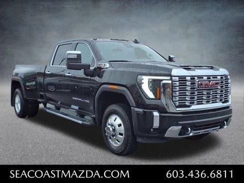 Used 2024 GMC Sierra 3500 Denali w/ Denali Reserve Package image 25