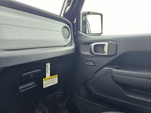 New 2026 Jeep Gladiator Willys image 25