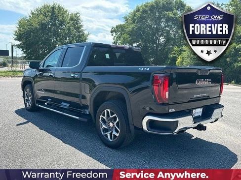 Used 2023 GMC Sierra 1500 SLT w/ SLT Premium Plus Package AWD/4WD image 5