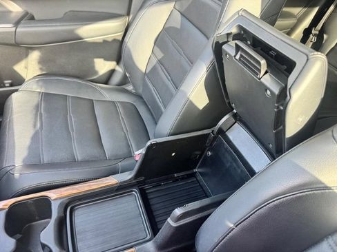 Used 2021 Honda CR-V Touring image 14