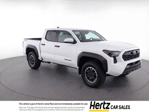 Used 2025 Toyota Tacoma TRD Off-Road image 1