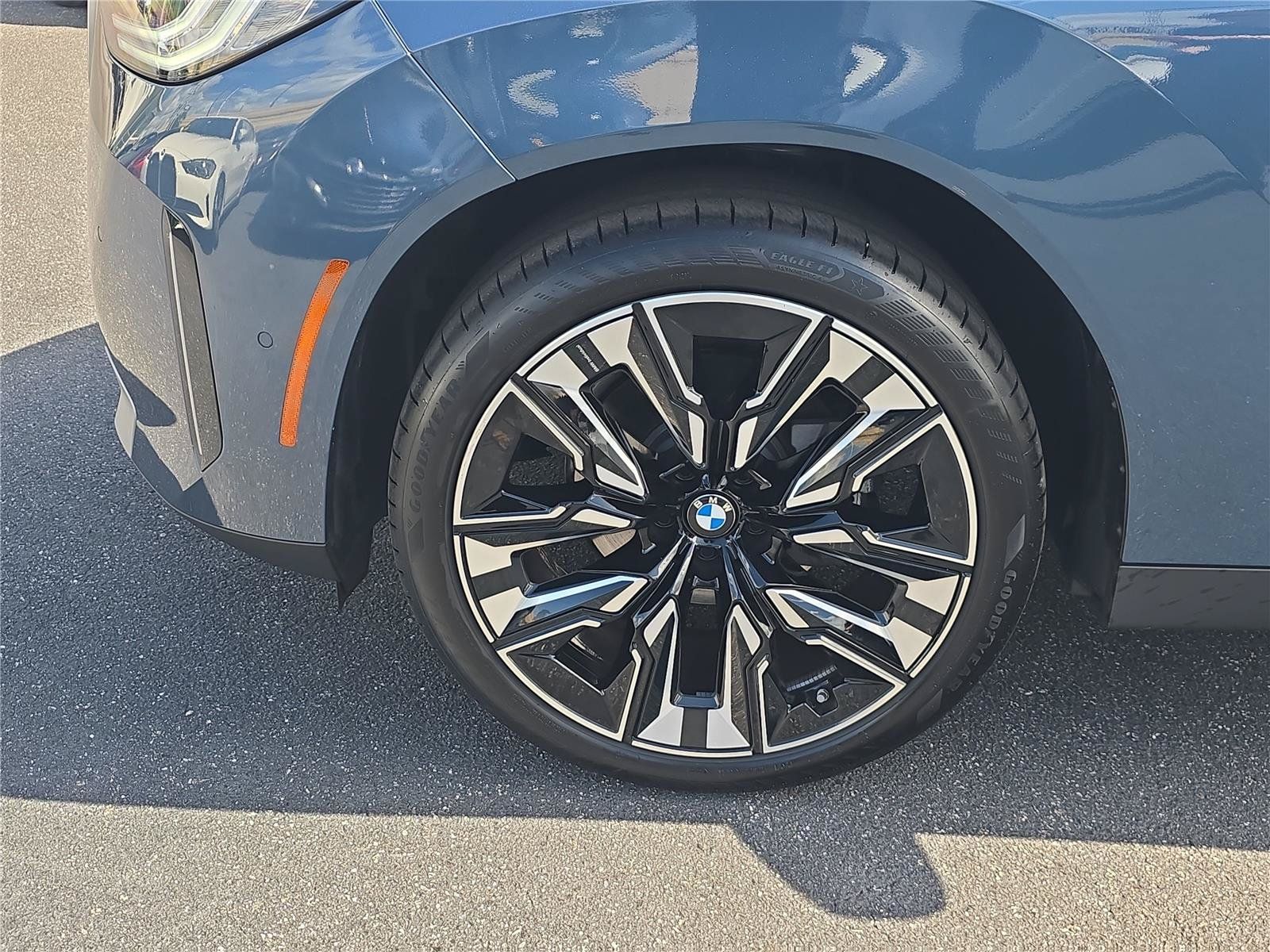 Used 2026 BMW X3 xDrive30i w/ Premium Package AWD/4WD image 8