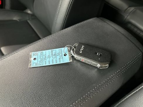 Used 2023 Kia Sportage EX w/ EX Premium Package AWD/4WD image 12