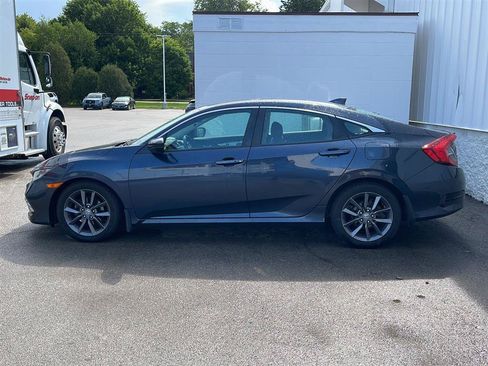 Used 2019 Honda Civic EX image 12