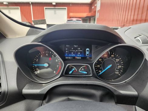 Used 2017 Ford Escape SE w/ Equipment Group 201A AWD/4WD image 16