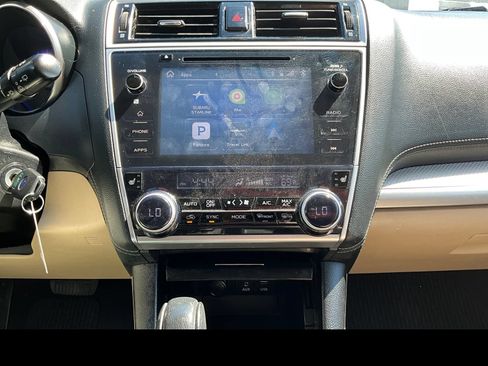 Used 2018 Subaru Outback 2.5i Premium AWD/4WD image 5