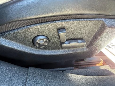 Used 2008 Cadillac STS w/ Preferred Equipment Group image 36