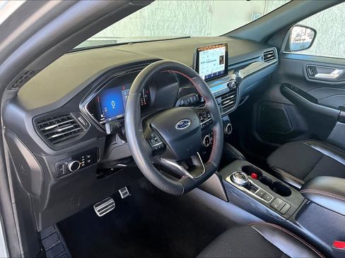 Used 2024 Ford Escape ST-Line image 16