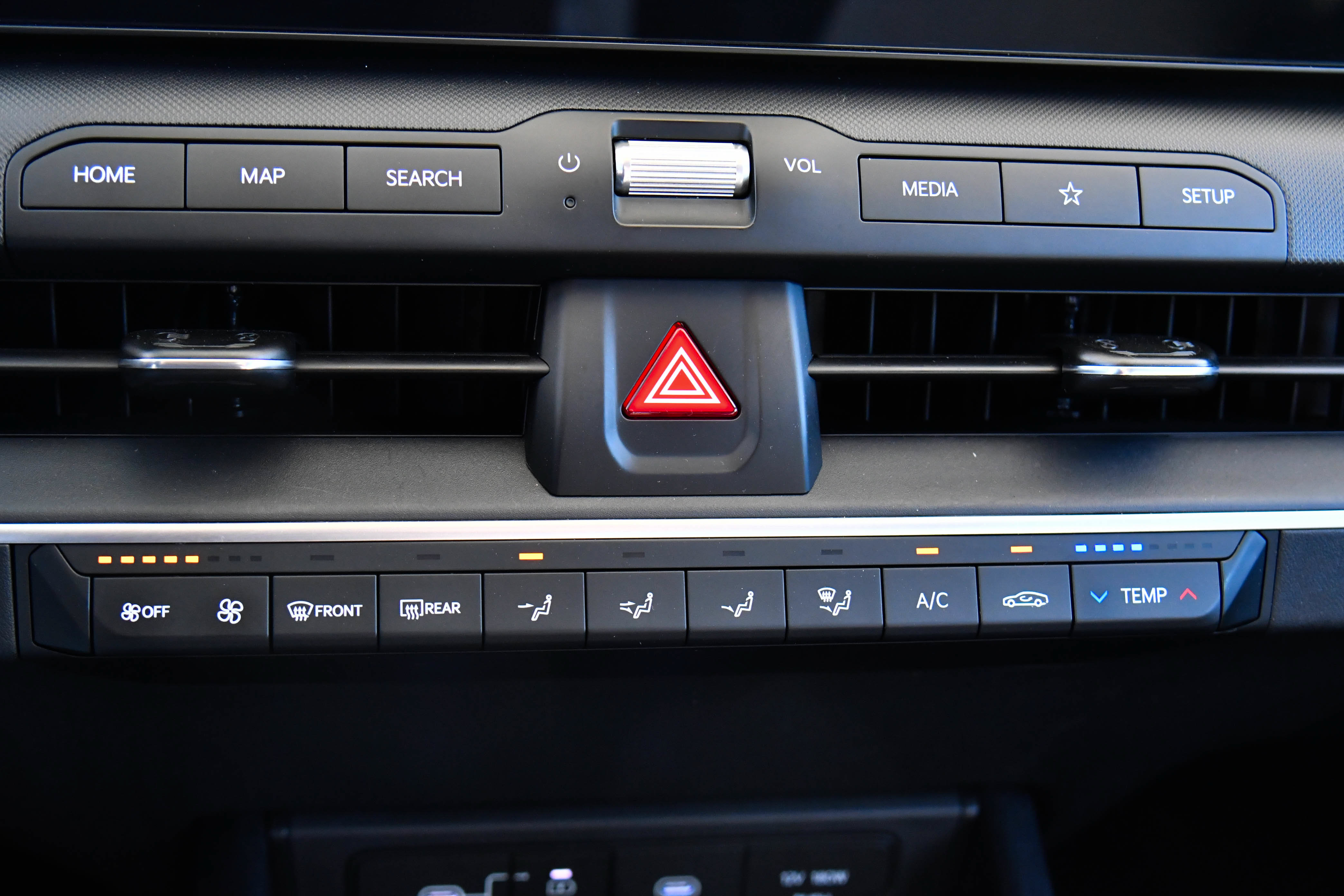 Used 2025 Kia K4 FWD image 24