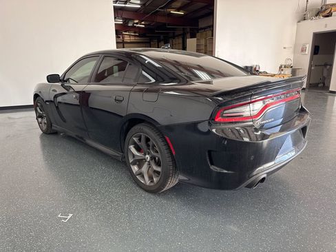 Used 2019 Dodge Charger R/T w/ Driver Confidence Group image 6