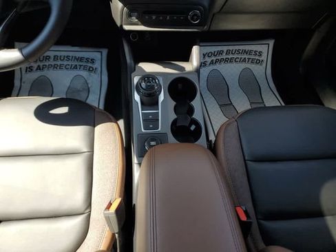 Used 2025 Ford Bronco Sport Outer Banks w/ Outer Banks Tech Package+ AWD/4WD image 22