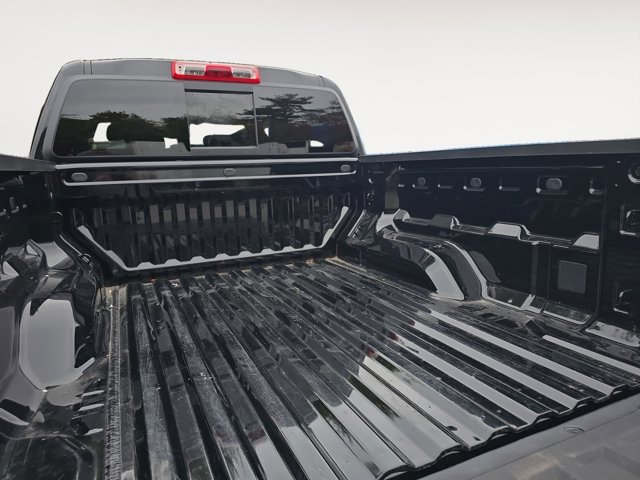 Used 2026 Chevrolet Colorado LT w/ Advanced Trailering Package AWD/4WD image 12