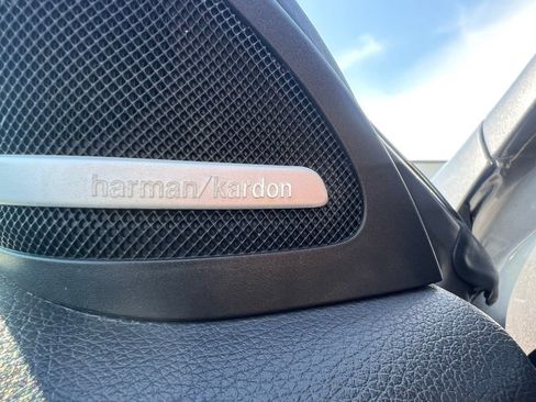 Used 2015 Mercedes-Benz GLA 250 image 16