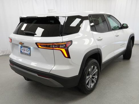 Certified 2025 Chevrolet Equinox LT FWD image 4