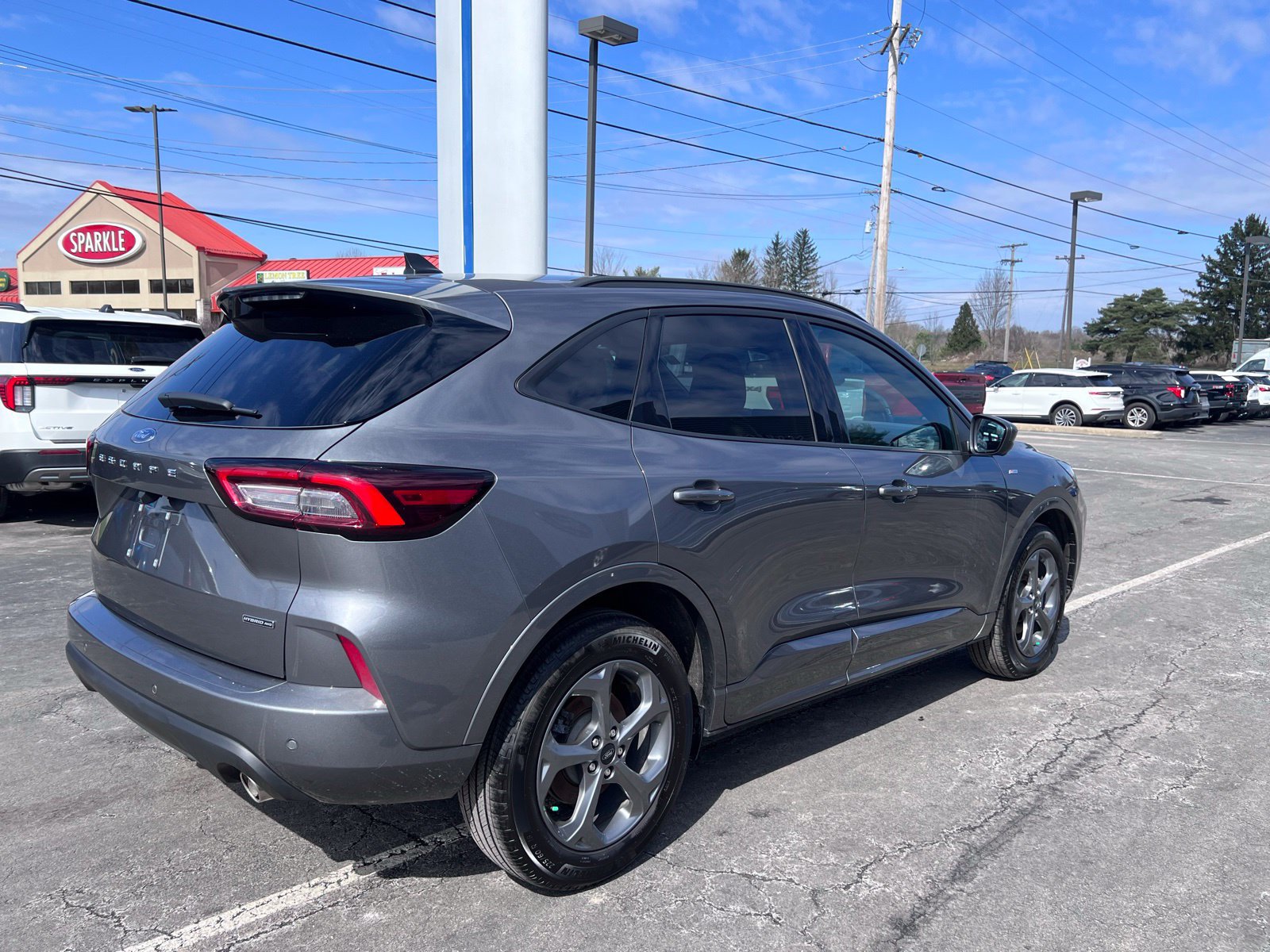 Used 2023 Ford Escape ST-Line Select w/ Tech Pack #2 AWD/4WD image 8