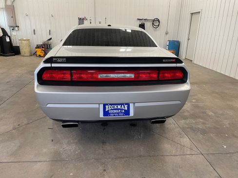 Used 2010 Dodge Challenger SRT8 w/ SRT Option Group II RWD image 4