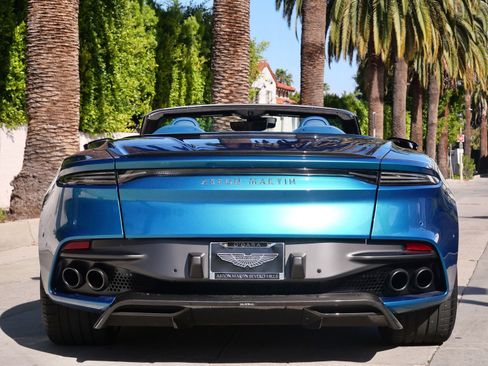 Used 2020 Aston Martin DBS Superleggera Volante RWD image 22