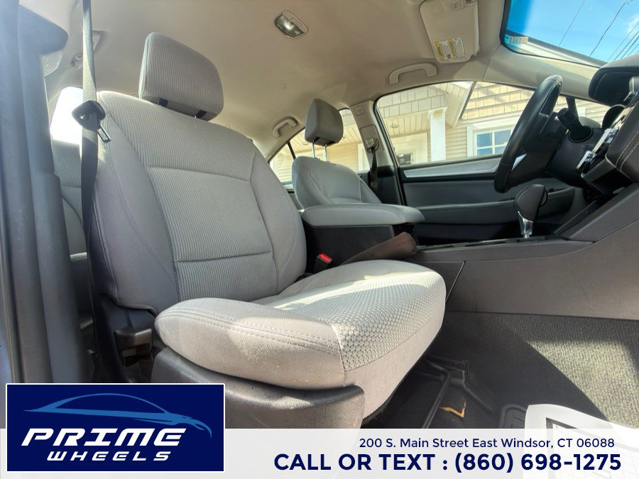 Used 2018 Subaru Legacy 2.5i Premium AWD/4WD image 17