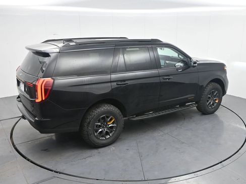 New 2026 Ford Expedition Tremor image 32