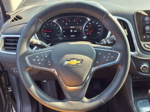 Used 2023 Chevrolet Equinox LT FWD image 14