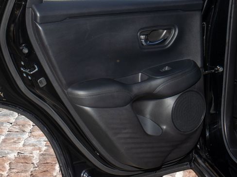 Certified 2023 Honda HR-V LX image 11