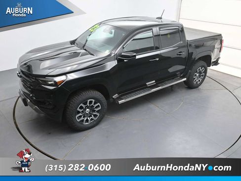 Used 2023 Chevrolet Colorado Z71 w/ Z71 Convenience Package 2 AWD/4WD image 26