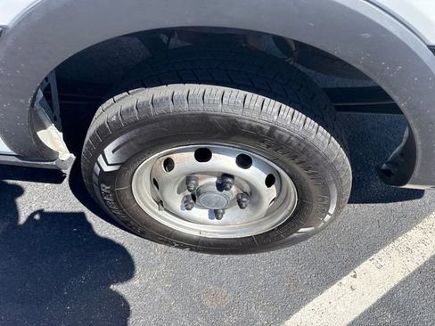 Certified 2019 Ford Transit 150 148 Medium Roof image 15