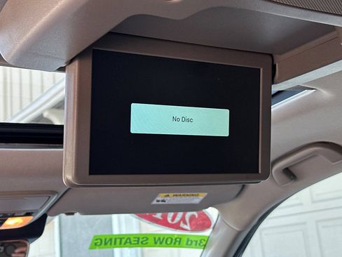 Used 2019 Honda Pilot Touring image 15