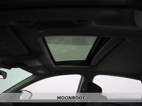 Certified 2025 Honda Accord SE image 3