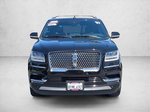 Used 2021 Lincoln Navigator L Reserve w/ Cargo Convenience Package RWD image 2