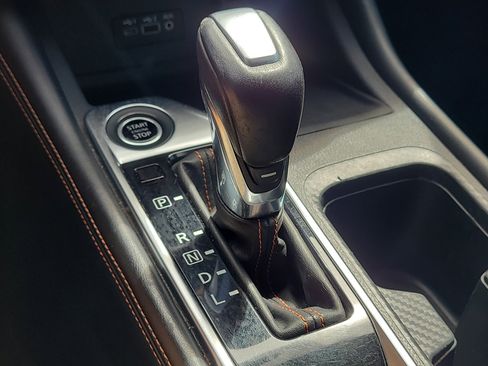 Used 2020 Nissan Sentra SR w/ Premium Package image 27