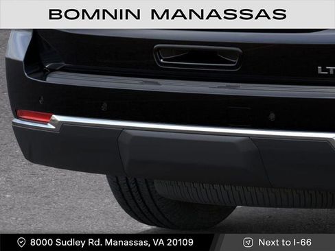 New 2026 Chevrolet Suburban LT image 14