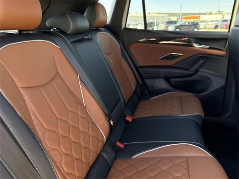 New 2026 Volkswagen Tiguan SEL R-Line image 18