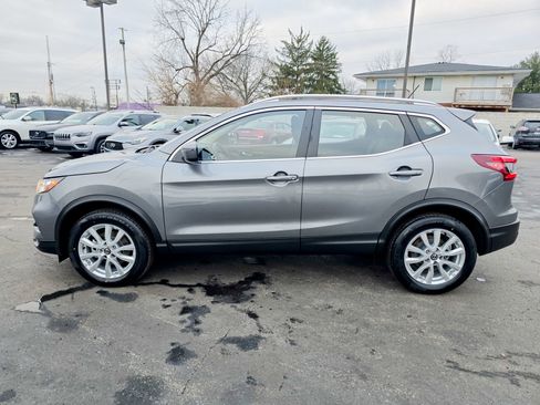 Used 2022 Nissan Rogue Sport SV image 10