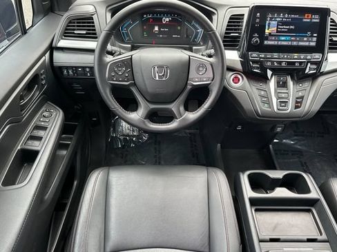 Certified 2023 Honda Odyssey Sport image 16