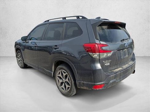 Used 2022 Subaru Forester Premium AWD/4WD image 7