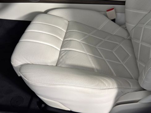 Used 2025 BMW 760i xDrive 760i xDrive w/ Premium Package image 11