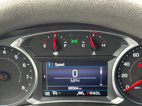 Used 2021 Chevrolet Equinox LT image 4