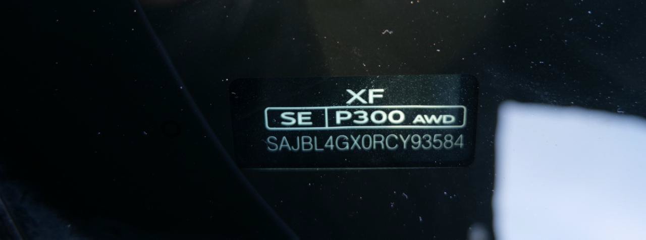 Used 2024 Jaguar XF R-Dynamic SE AWD/4WD image 62