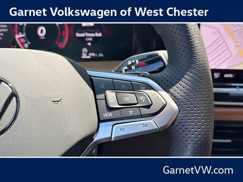 New 2026 Volkswagen Tiguan SEL R-Line AWD/4WD image 35