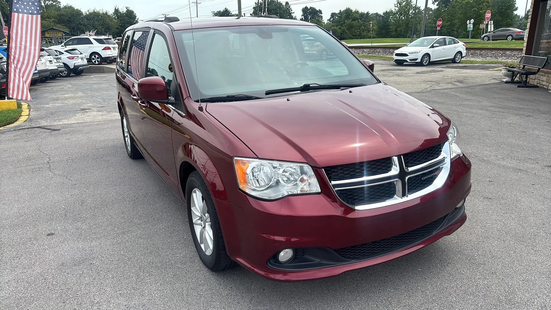 Used 2020 Dodge Grand Caravan SXT FWD image 23
