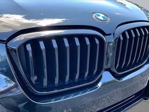 Used 2024 BMW X3 sDrive30i w/ Premium Package RWD image 30